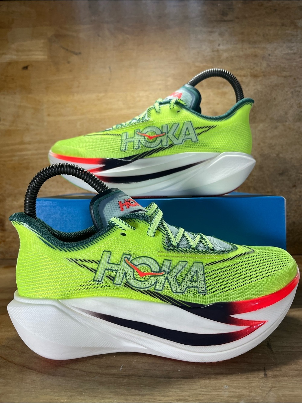 NEW Hoka One One Cielo X1 3.0 Womens Size 6 Running Shoes Neon Yuzu/Thyme